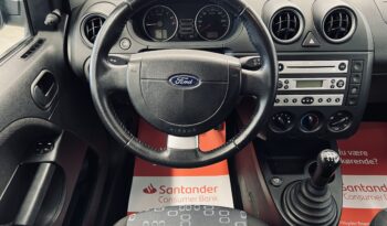 Ford Fiesta 1,4 Ambiente 5d full