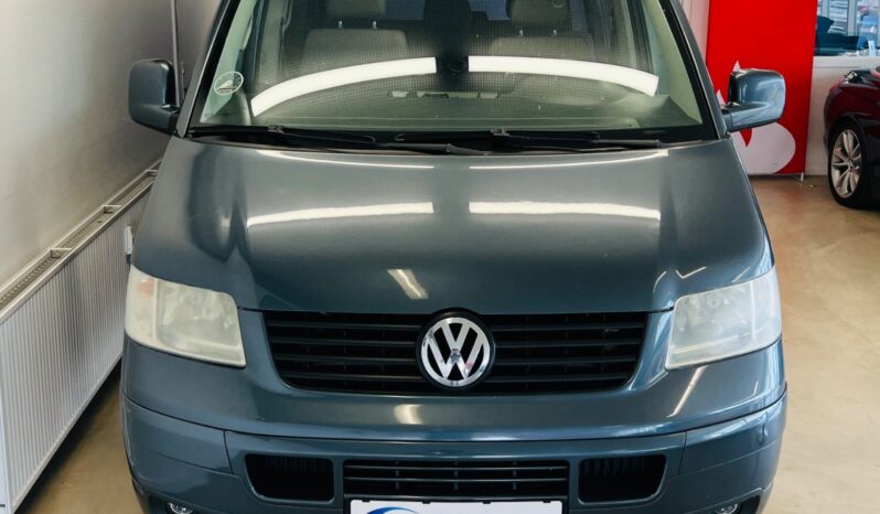 VW Transporter 2,5 TDi 174 Kombi full