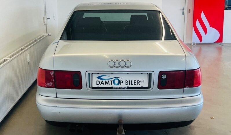 Audi A8 2,8 aut. full