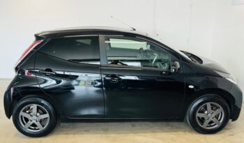 Toyota Aygo 1,0 VVT-i x-black II full