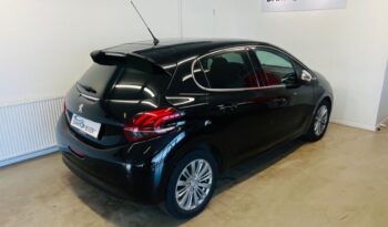 Peugeot 208 1,2 VTi 82 Allure full